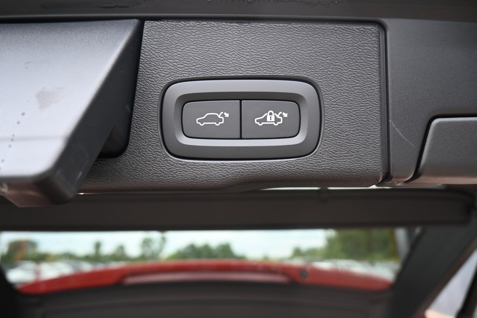 Volvo XC60 B4 D AWD Black *H&K*STDHZG*360°*ACC