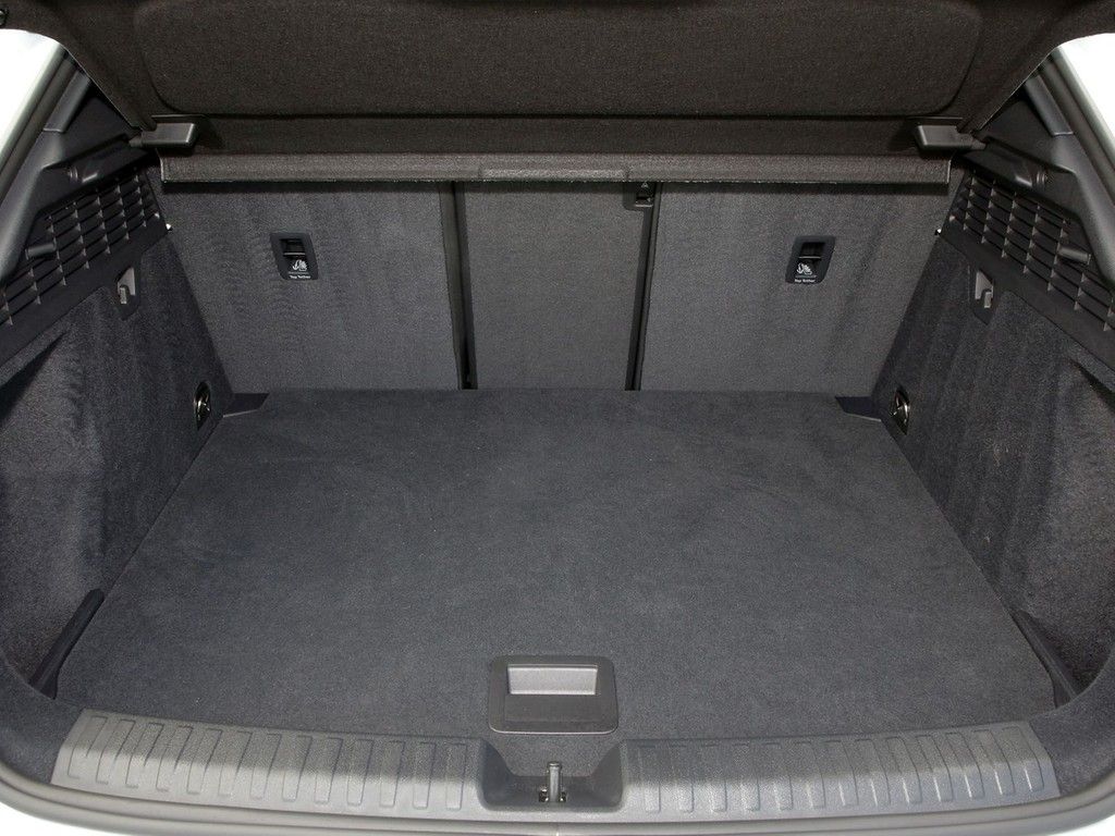 Audi A3 Sportback 45 TFSI e S line 18"|LEDER|PANO|SHZ