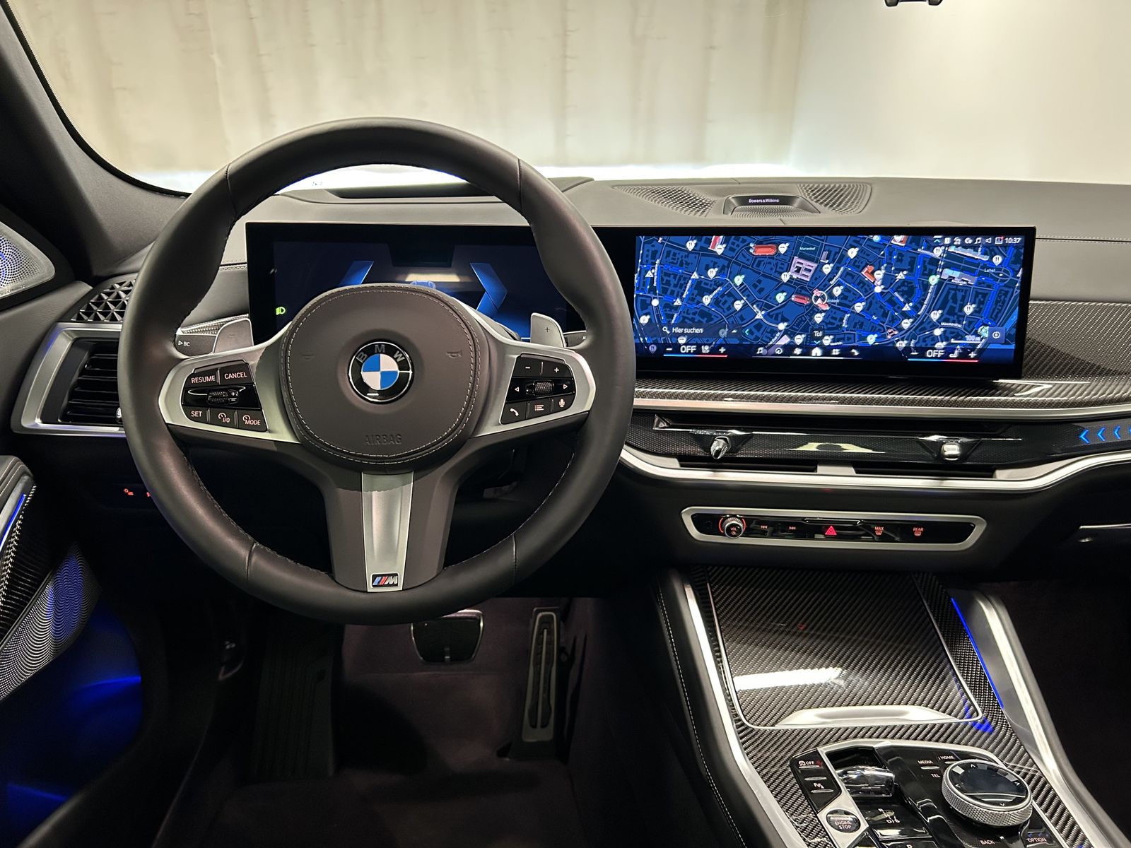BMW X6 xDrive40d M Sportpaket Pro B&W Pano. AHK DAB