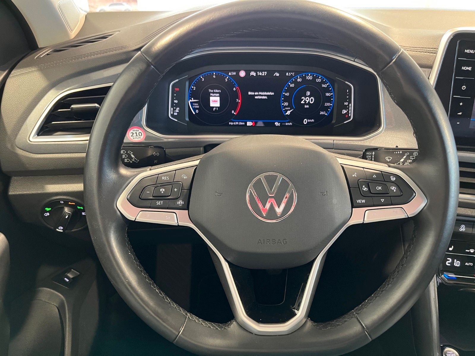 Volkswagen T-Roc 1.0TSi Style - Samsaru's Car Outlet