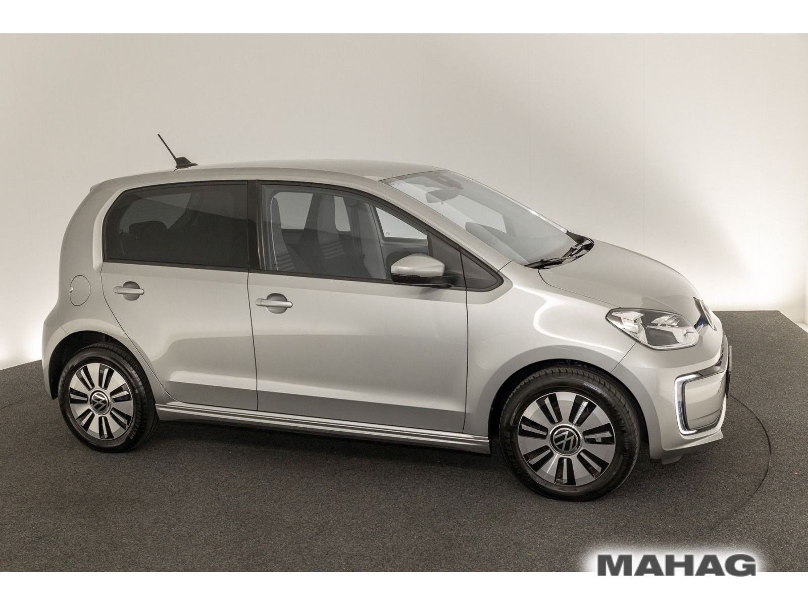 Volkswagen e-up! Style Plus - Samsaru's Car Outlet