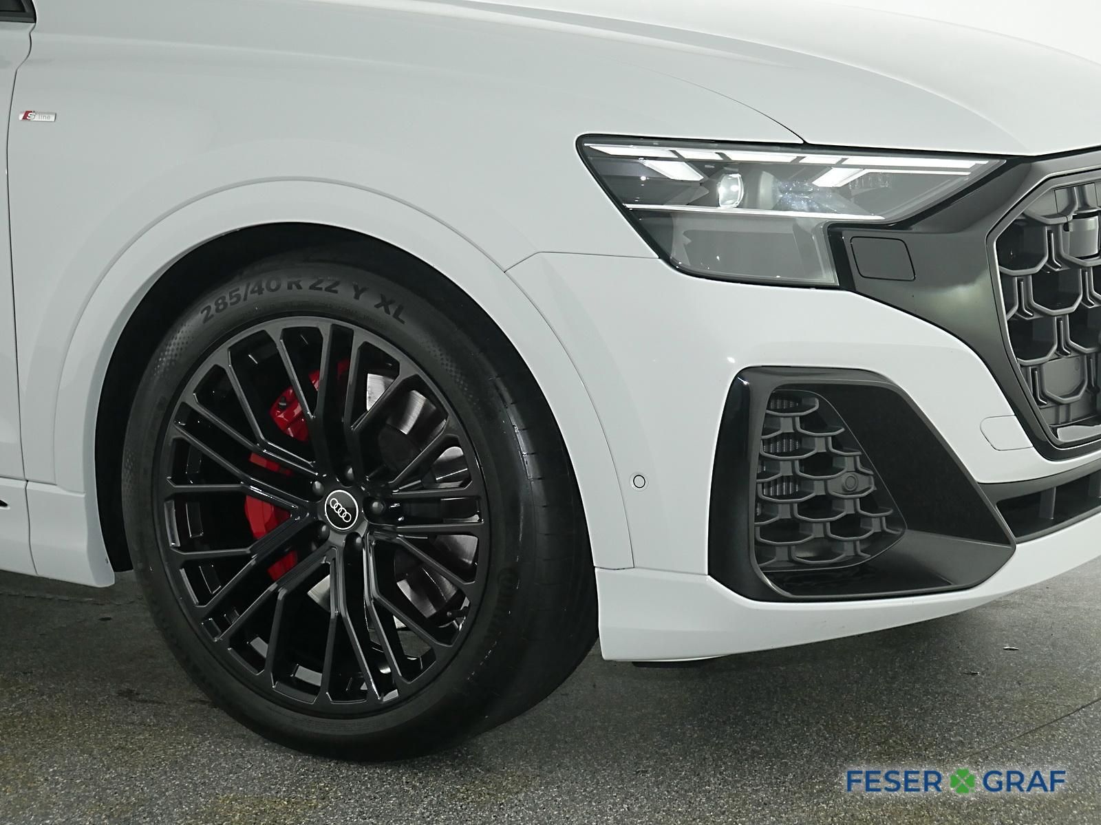Audi Q8 TFSI e S line business quattro AHK/ B&O/ Pano