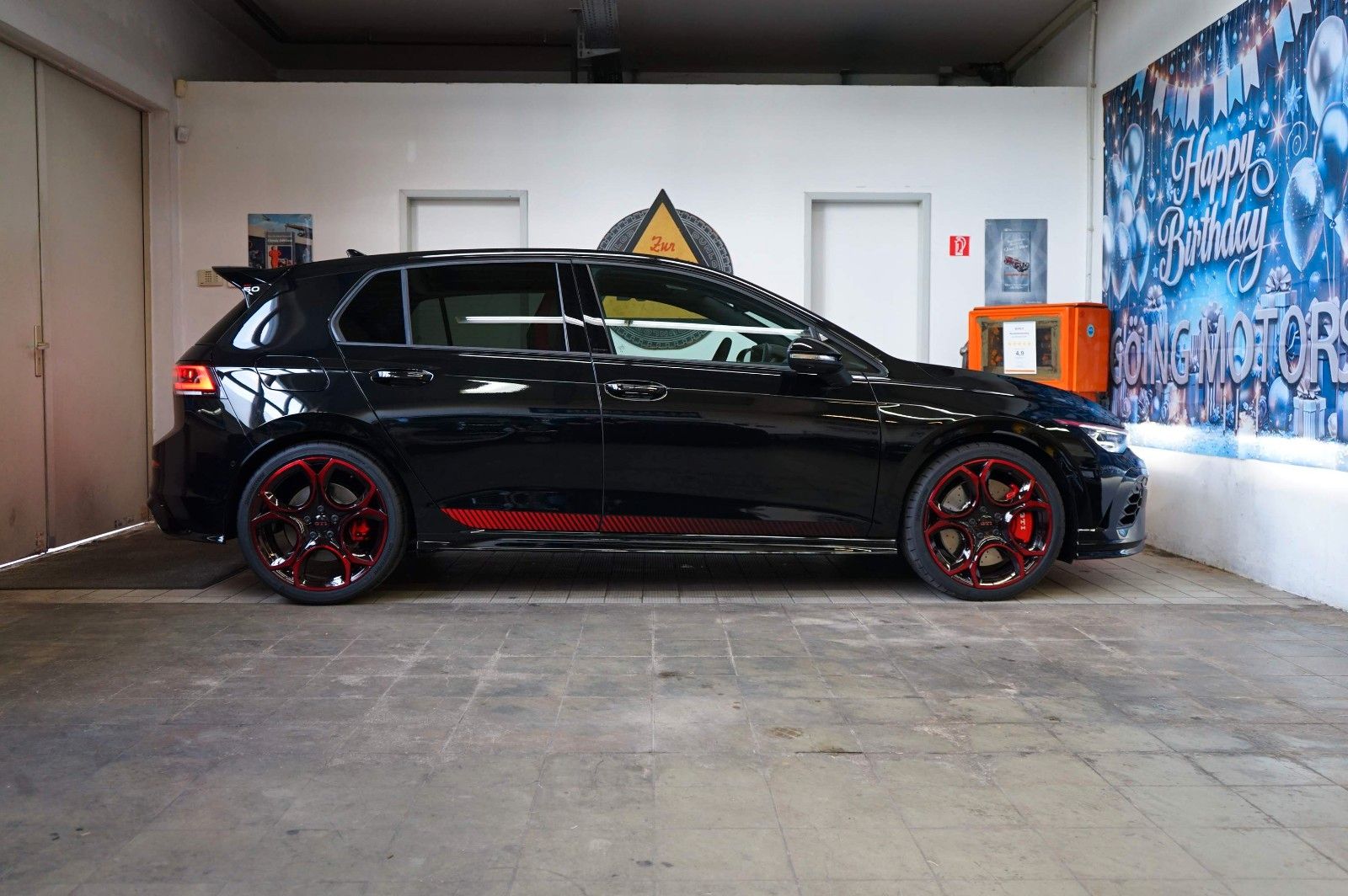 Volkswagen Golf VIII 8 Lim. 2.0 TSI 239 kW GTI Edition 50