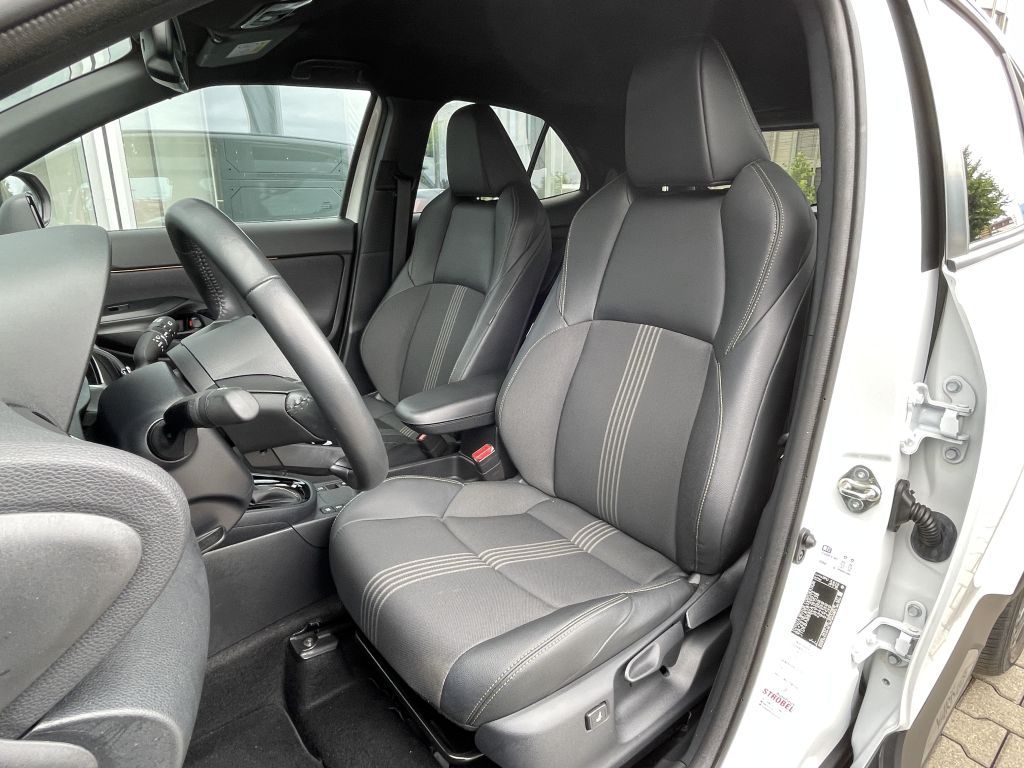 Toyota Yaris Cross Hybrid 1.5 Adventure*HUD*JBL*PDC*