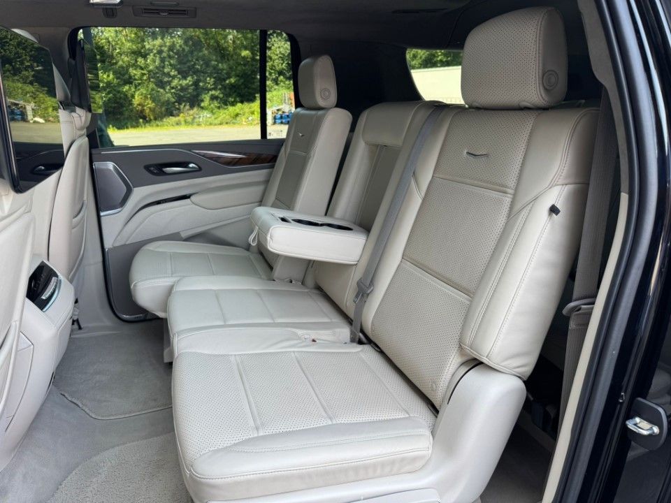 Cadillac Escalade ESV Sport Platinum VOLL uff 1 Hd.
