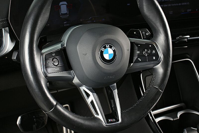 BMW X1 xDrive23d M Sportpaket - Samsaru's Car Outlet