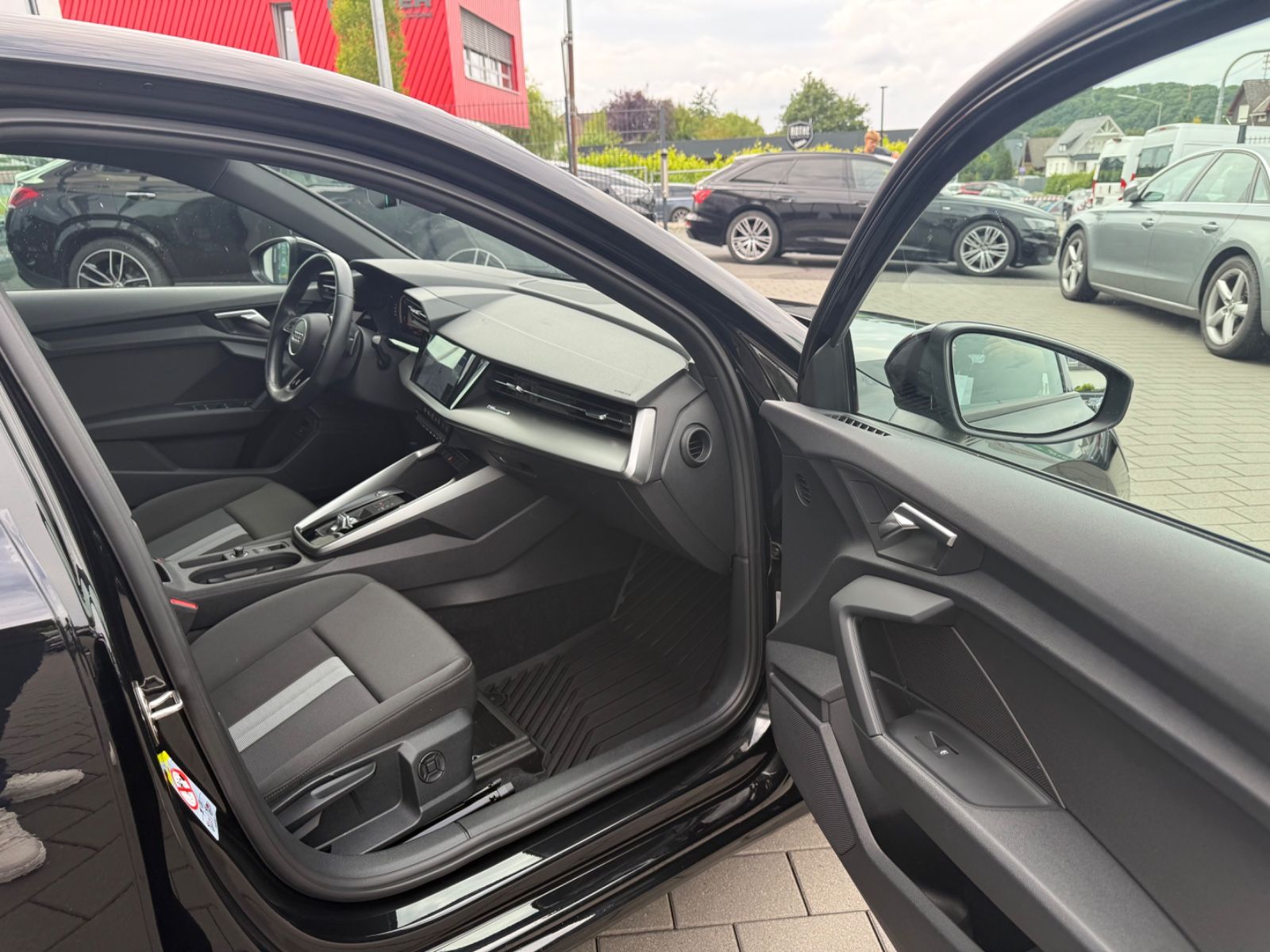 Audi A3 Sportback 35 TFSI Advanced Plus - Samsaru's Car Outlet