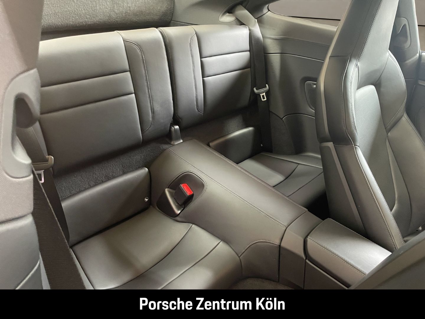 Porsche 992 911 Carrera 4S HA-Lenkung Nachtsicht BOSE