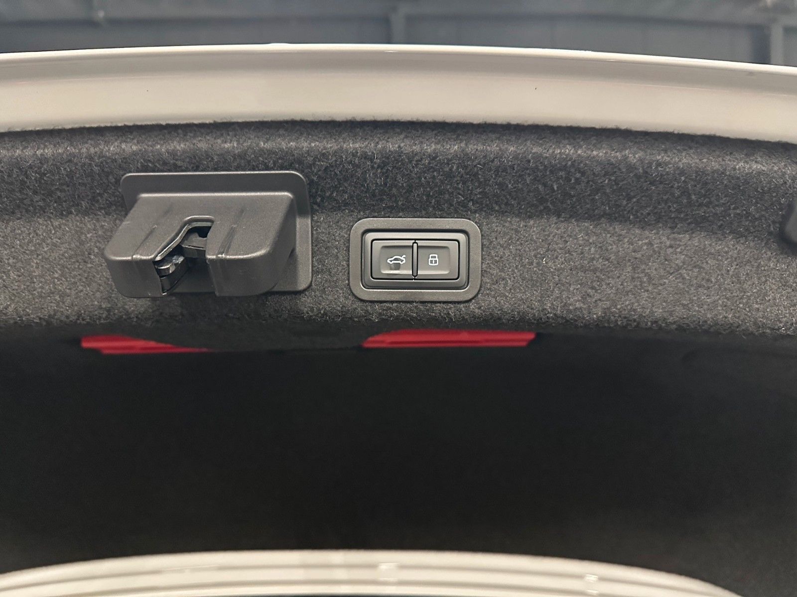 Audi A6 Lim. 45 TFSI quattro Sport/S-Line*21Zoll*PANO
