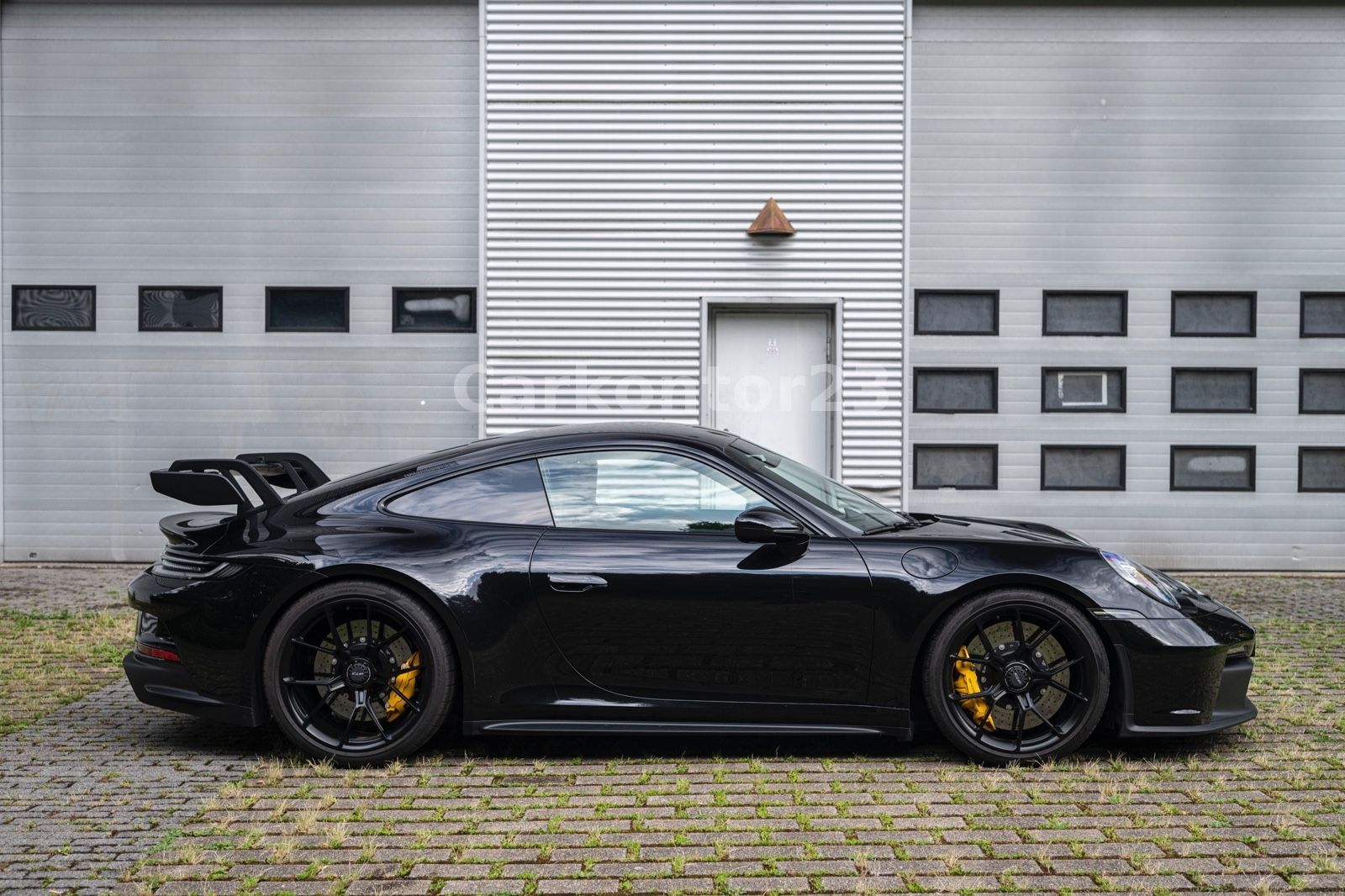 Porsche 992 GT3 - Samsaru's Car Outlet