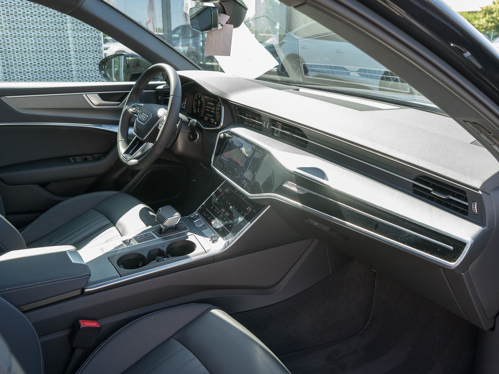 Audi A6 Avant 40TDI advanced Black - Samsaru's Car Outlet