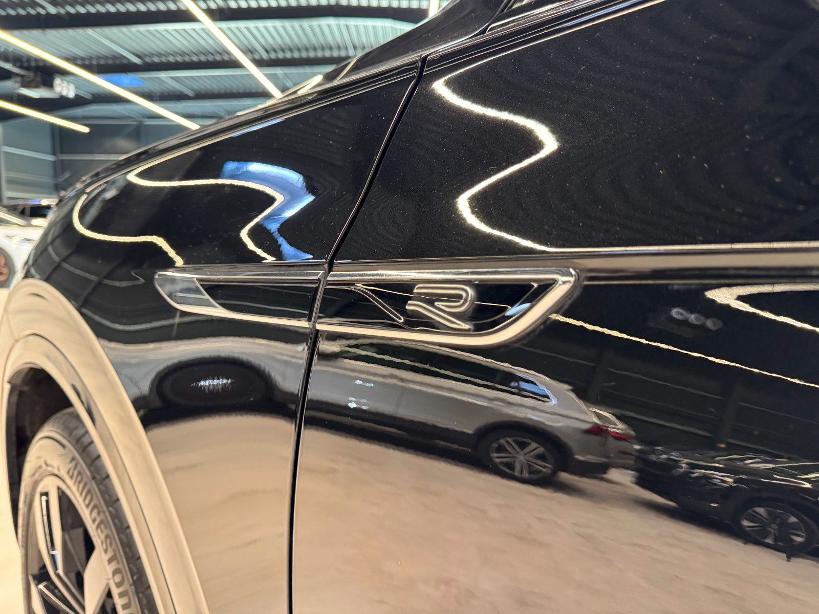 Volkswagen TOUAREG R-LINE 4M. 3.0TDI*LUFTFEDER*PANO*STDHZ