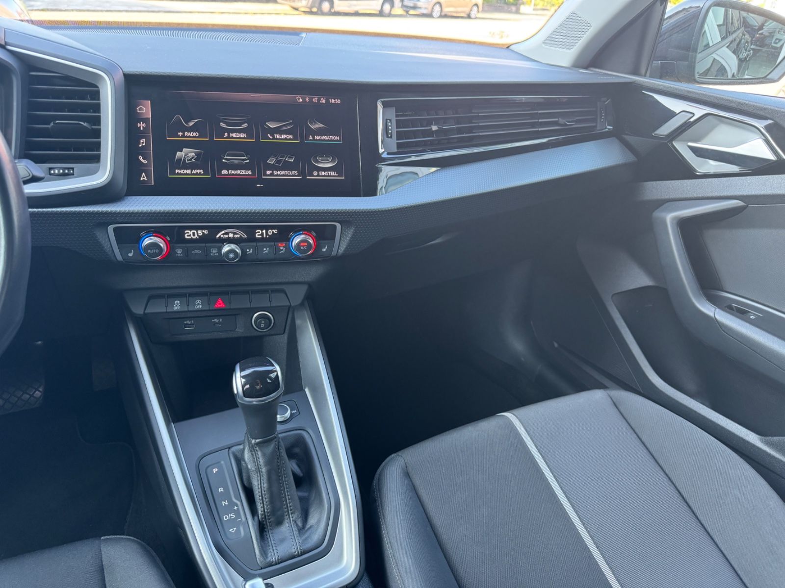 Audi A1 Sportback 30 TFSI advanced - Samsaru's Car Outlet