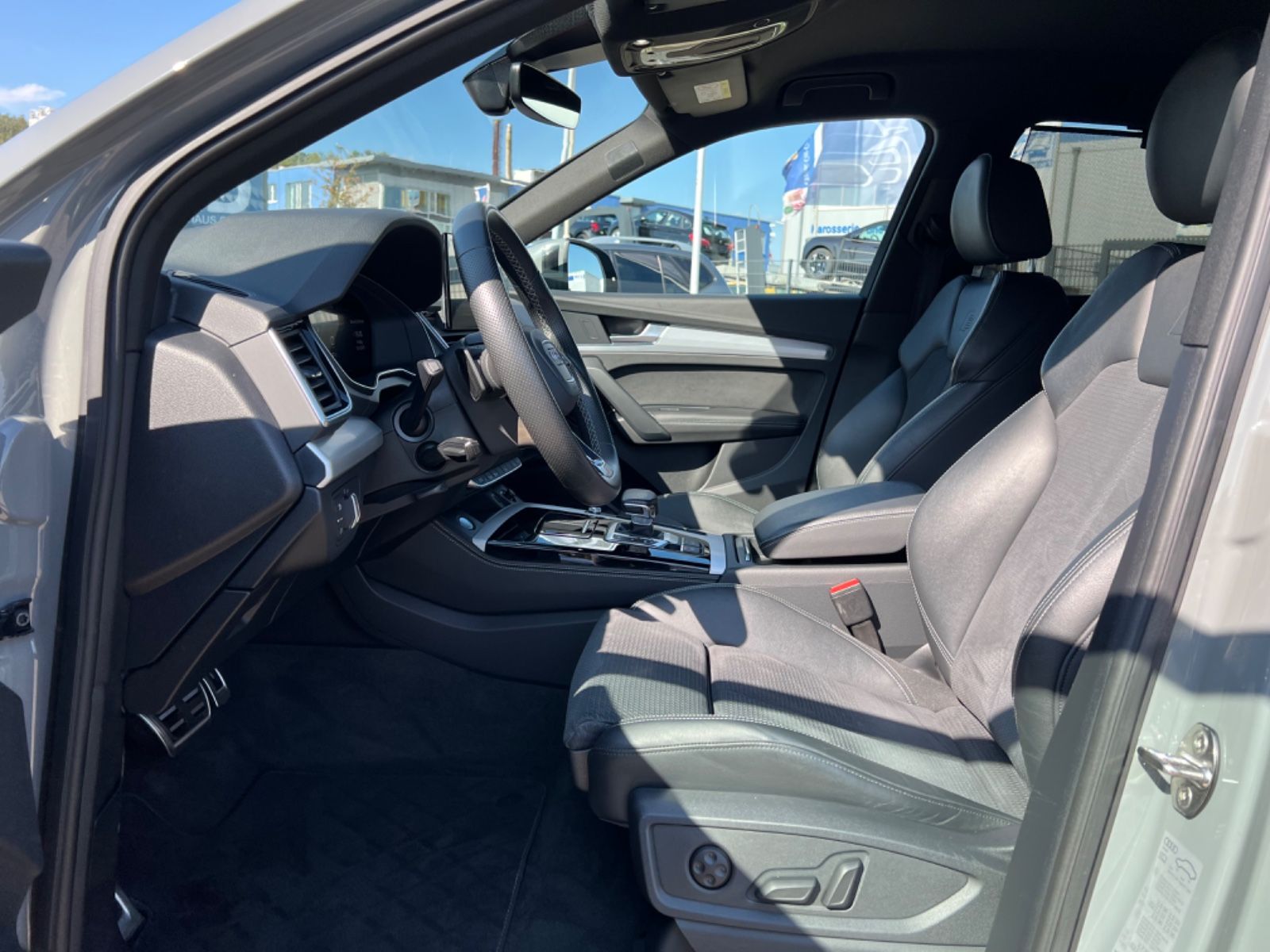 Audi Q5 50 TDI quattro S line - Samsaru's Car Outlet