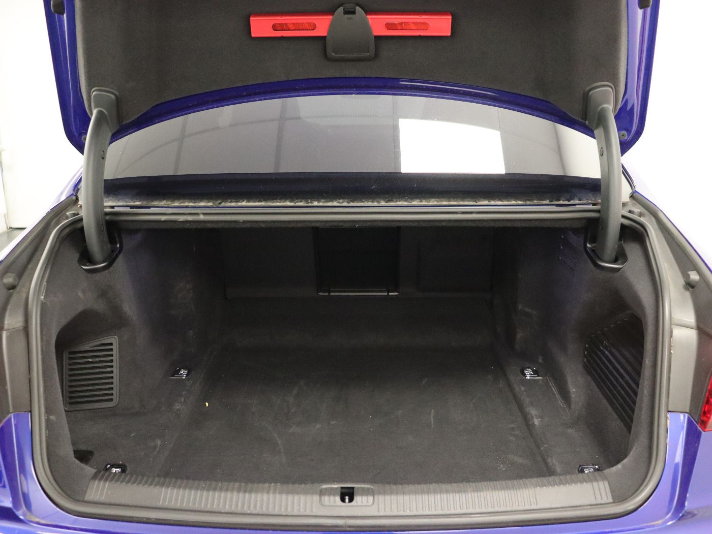 Audi A8 50 TDI quattro tiptronic - Samsaru's Car Outlet