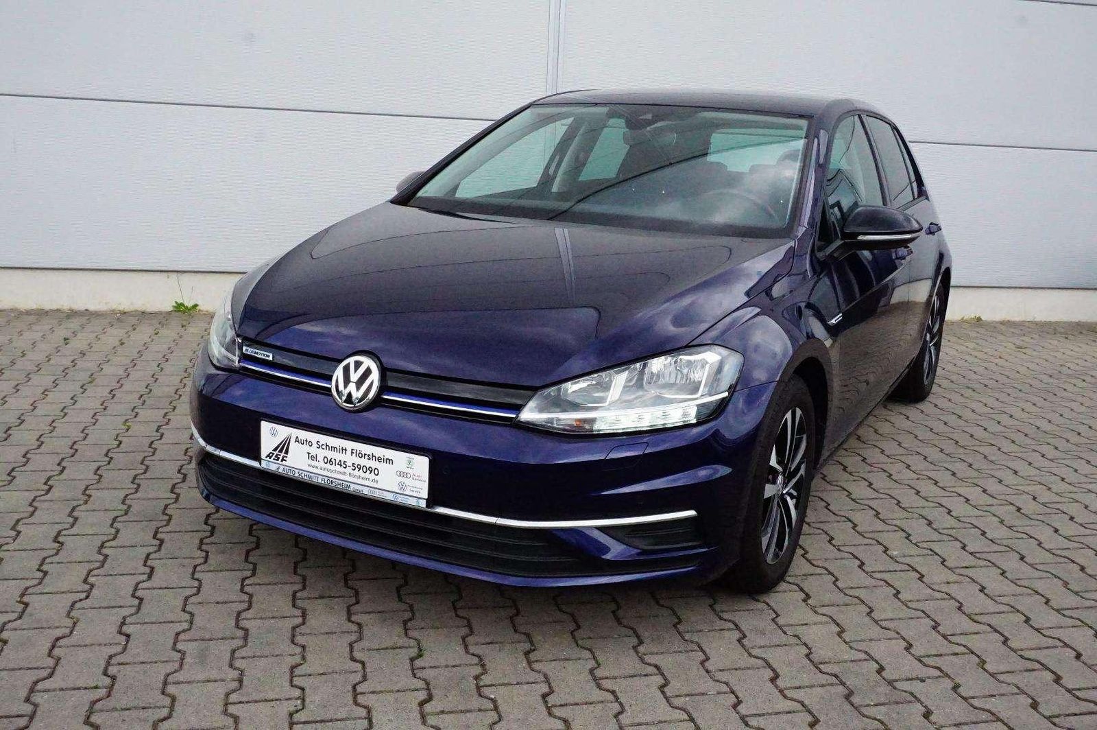 Volkswagen Golf IQ.DRIVE 1.5 l TSI - Samsaru's Car Outlet