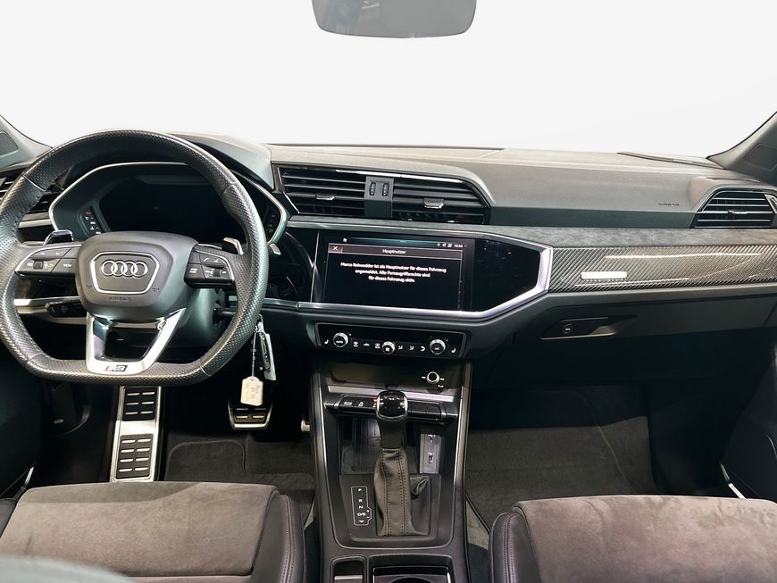 Audi RS Q3 2.5 TFSI Sportback quattro S tronic - Samsaru's Car Outlet