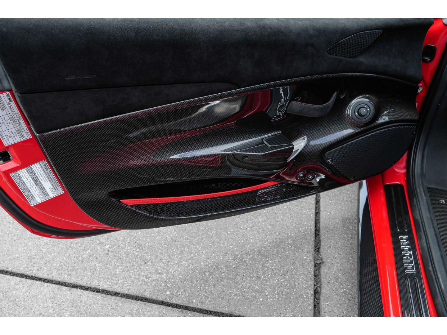 Ferrari 488 Pista - Samsaru's Car Outlet