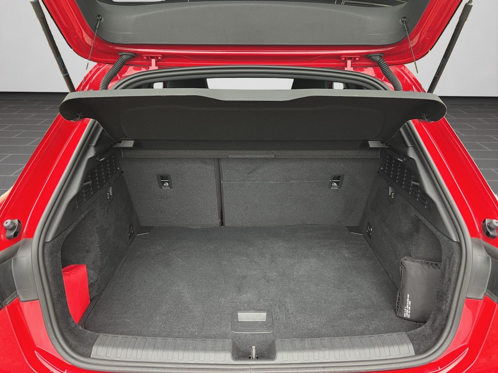 Audi A3 Sportback 35 TFSI Sportback S line Navi, RFK,