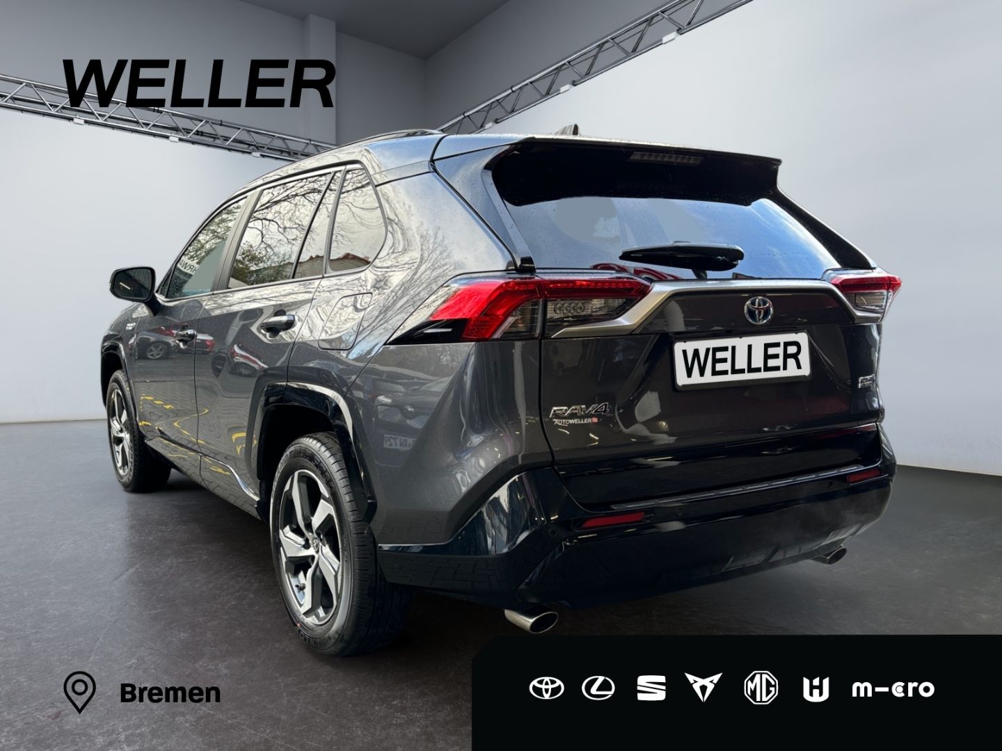 Toyota RAV 4 Plug-in-Hybrid 4x4 - Samsaru's Car Outlet