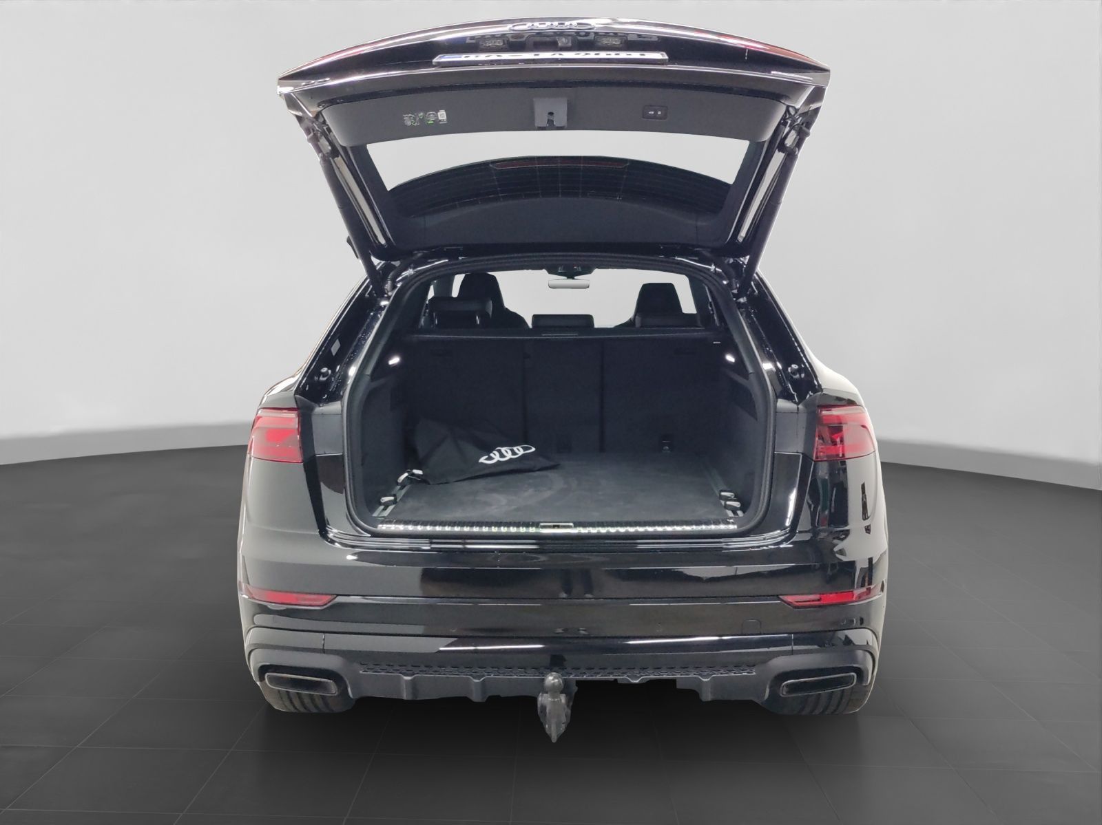 Audi Q8 TFSIe Q S LINE KAMERA NAVI AHK LM22