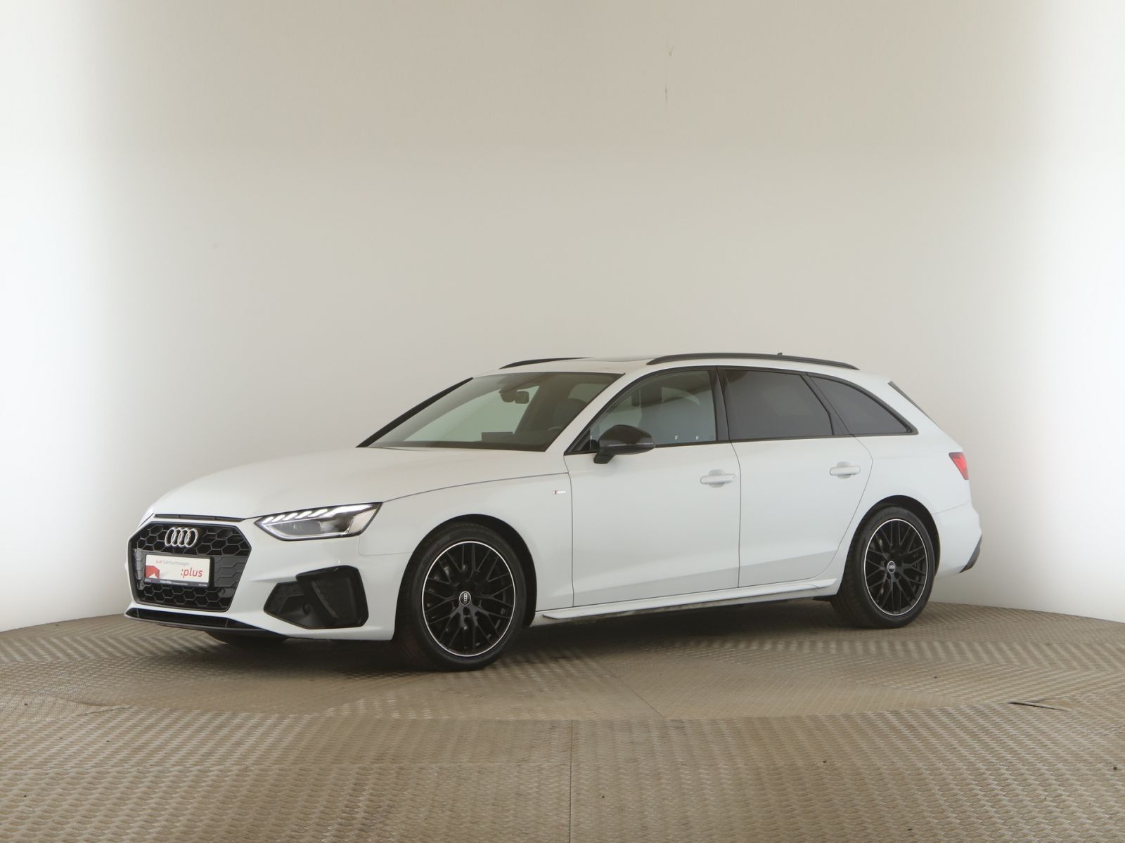 Audi A4 Avant 35 TDI S line - Samsaru's Car Outlet