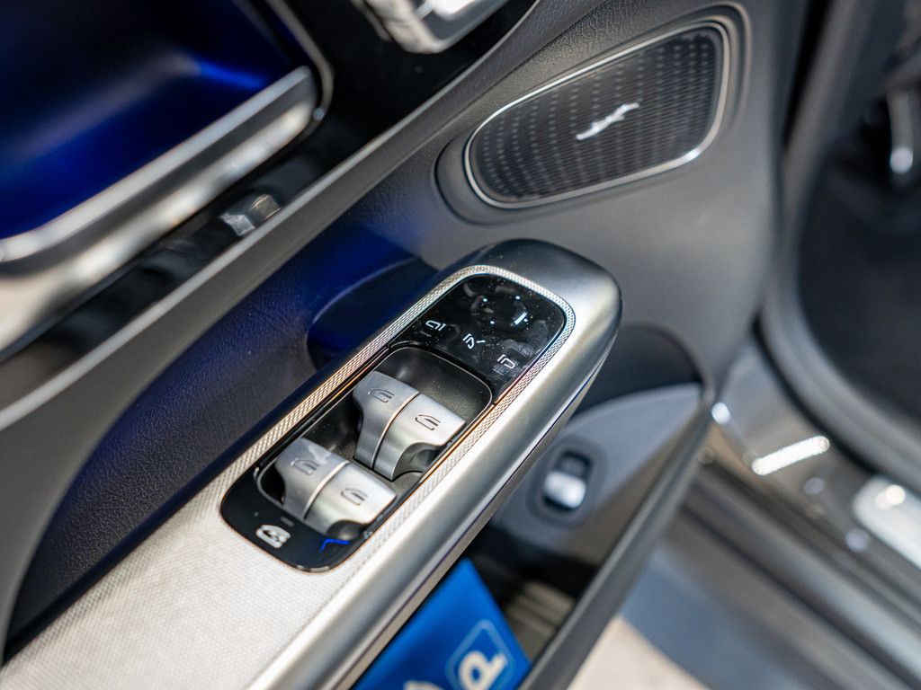 Mercedes-Benz GLC 220 d 4M Edition AMG AHK Distr. LED Pano Nav