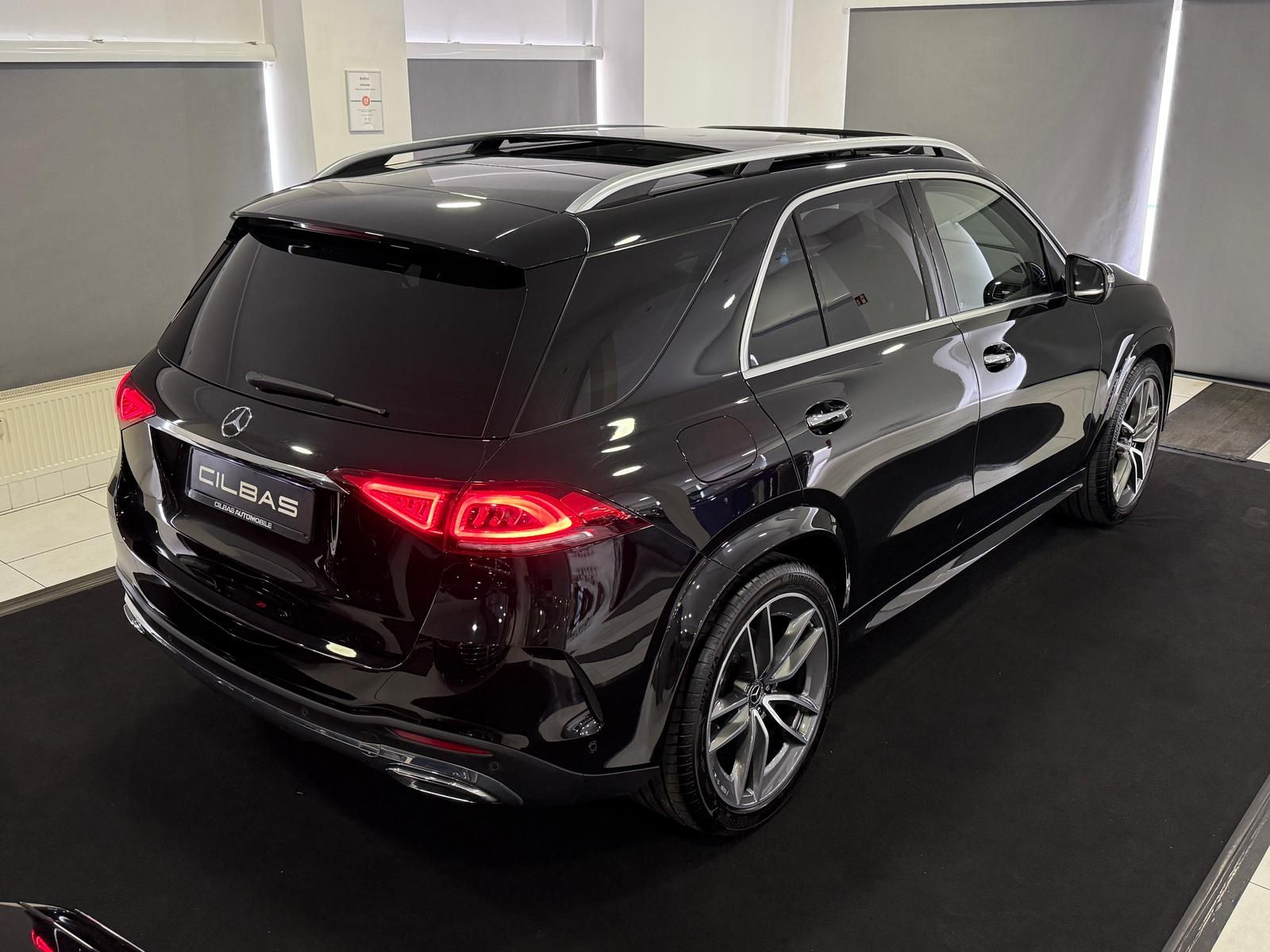 Mercedes-Benz GLE 400 d 4M AMG*PANO*HUD*AIRMATIK*AHK*22 ZOLL*