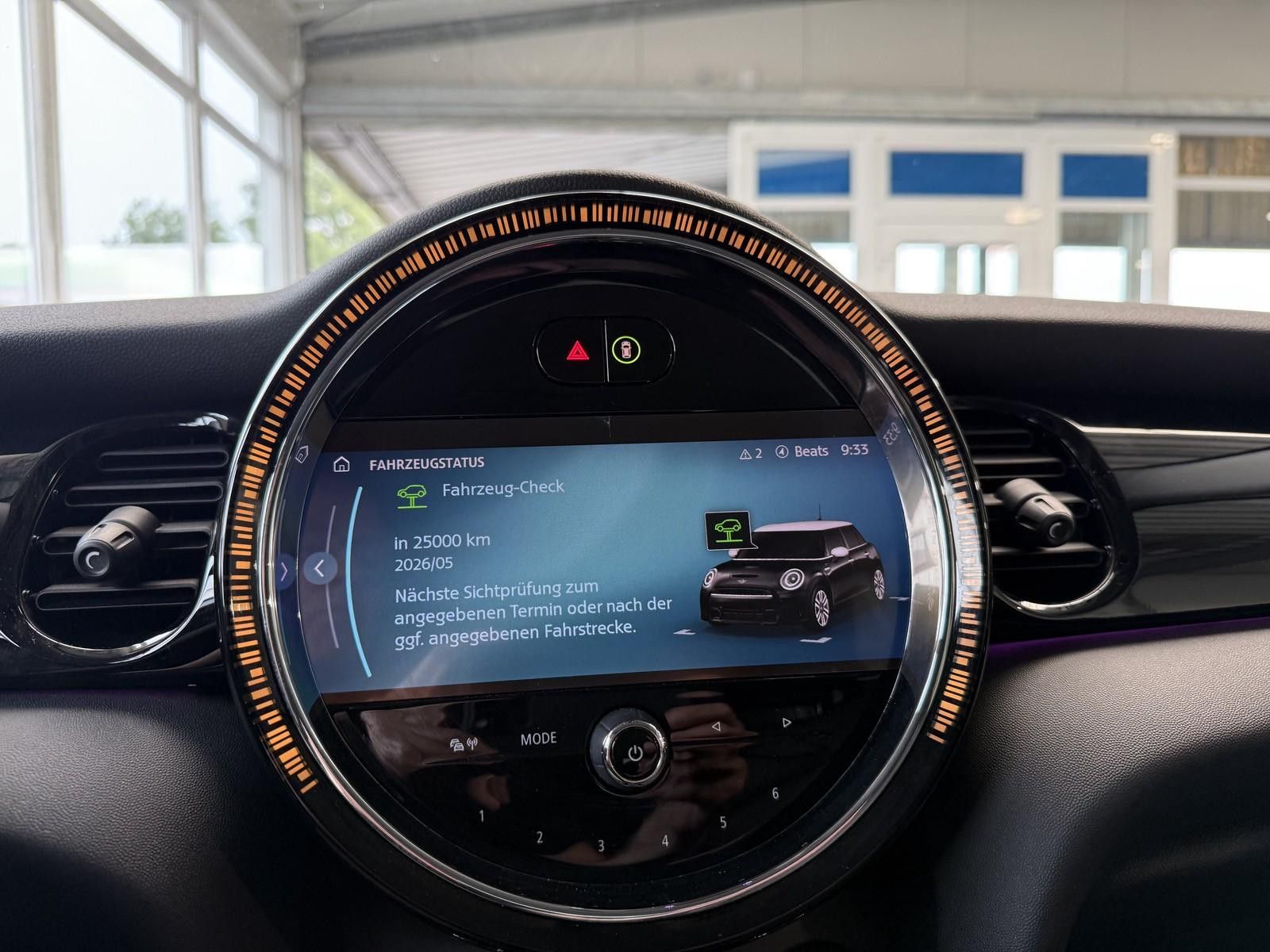 MINI Cooper S - Samsaru's Car Outlet