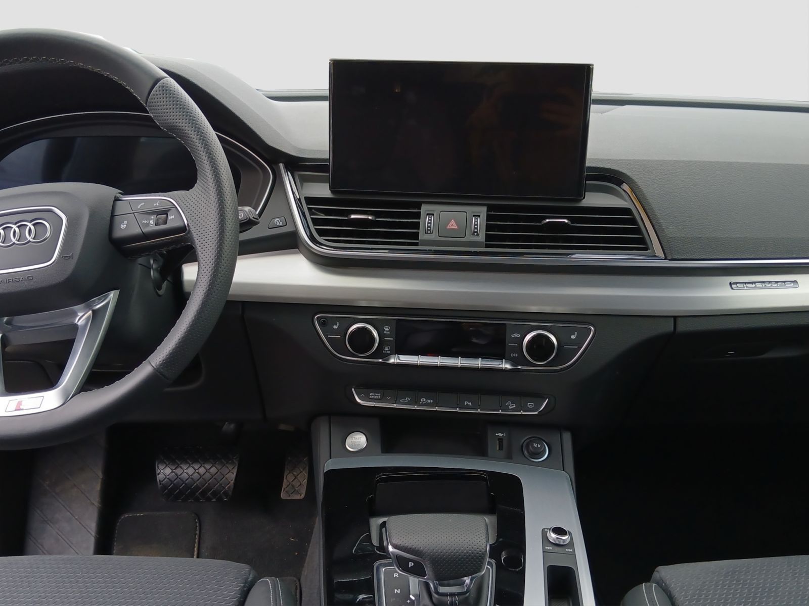 Audi Q5 50 TFSI e quattro S-tronic S line Matrix Stan