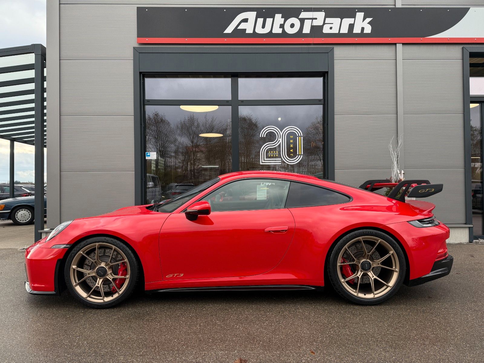 Porsche 911 GT3 - Samsaru's Car Outlet