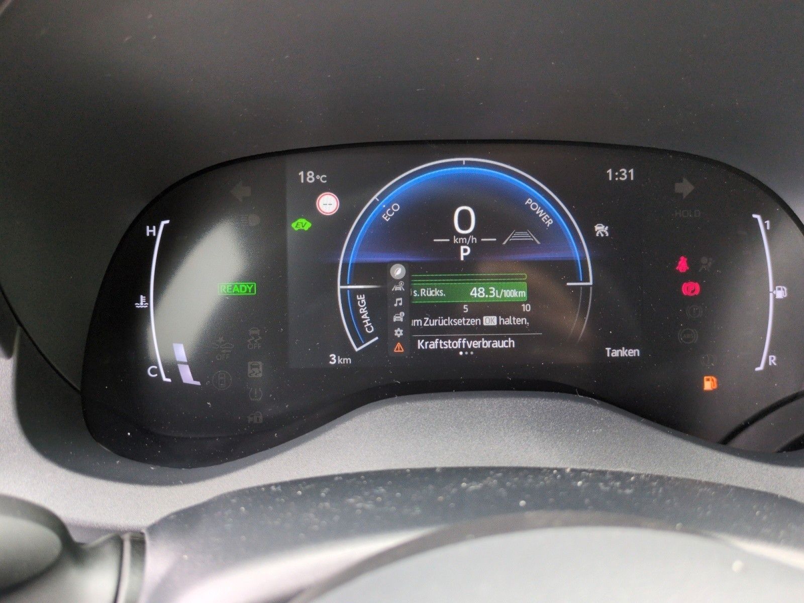 Toyota Yaris Cross Hybrid Teamplayer + Winter + Safety-