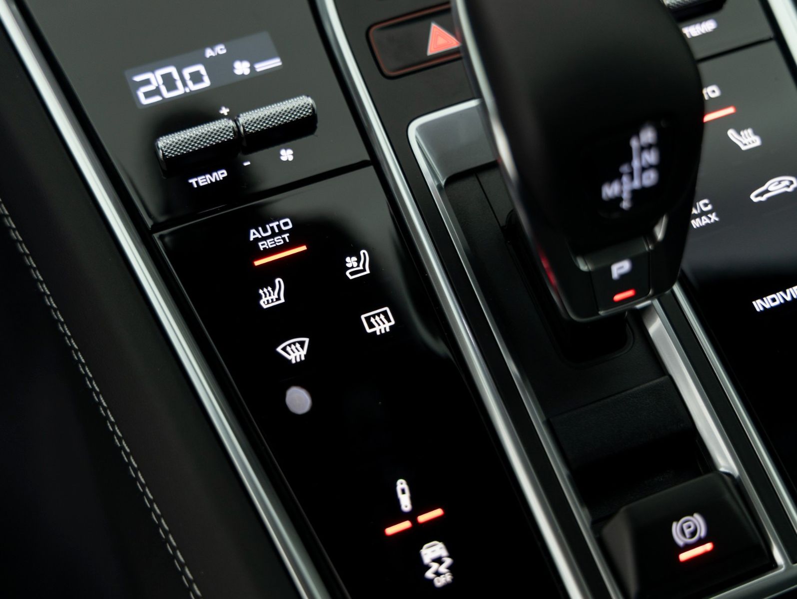 Porsche Panamera Turbo S E-Hybrid - VOLLES AUTO!!!