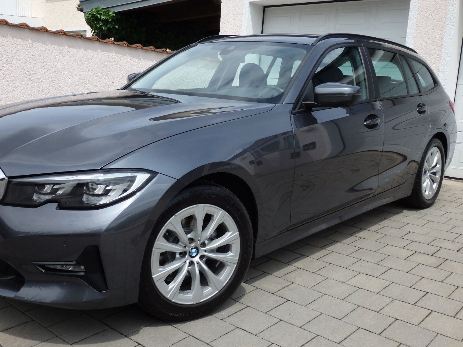 BMW 318d Touring Aut - Samsaru's Car Outlet