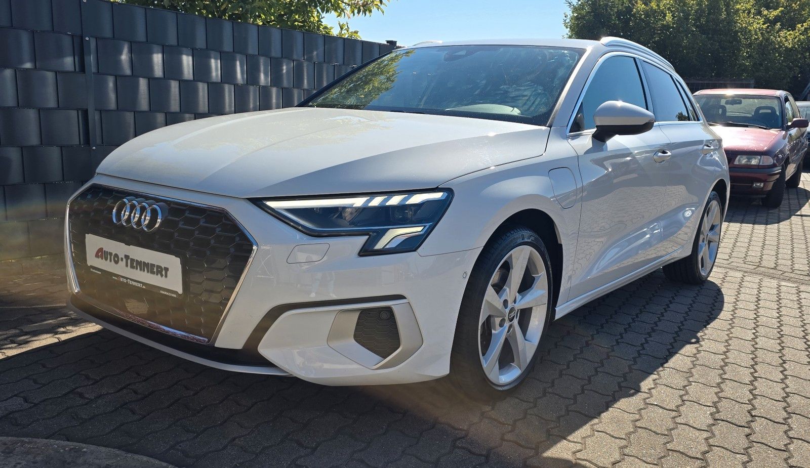 Audi A3 Sportback 40 TFSI e* Sitzh*AHK*Klima*Temp