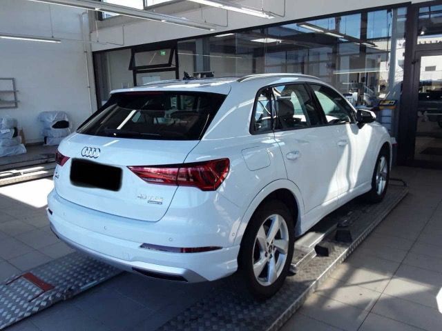 Audi Q3 40 TFSI quattro S tr - Samsaru's Car Outlet