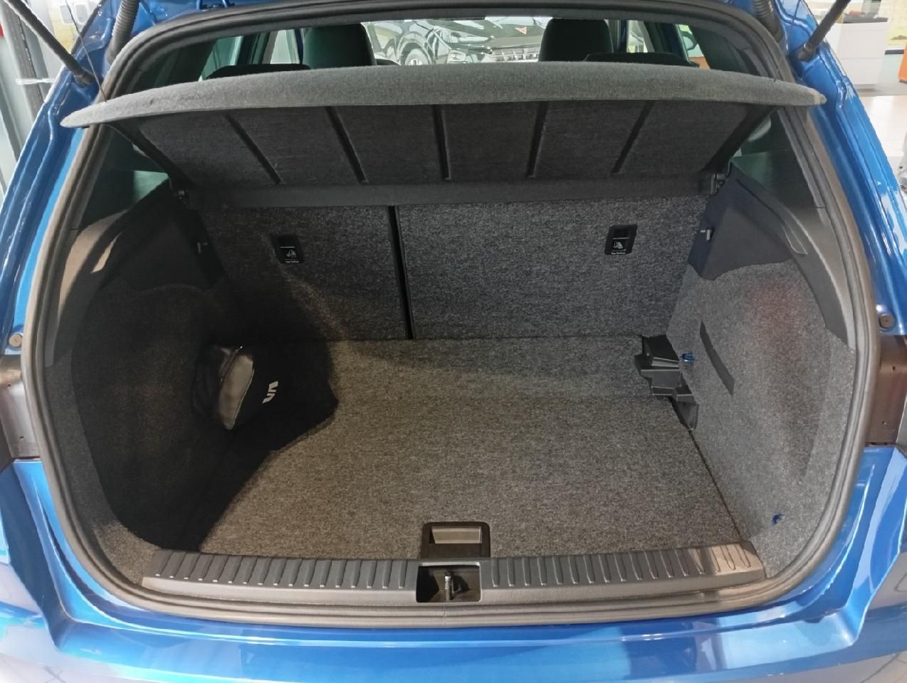Seat Arona FR 1,5TSI 110KW/AHK/CAM/Voll-LED/Fahrerass