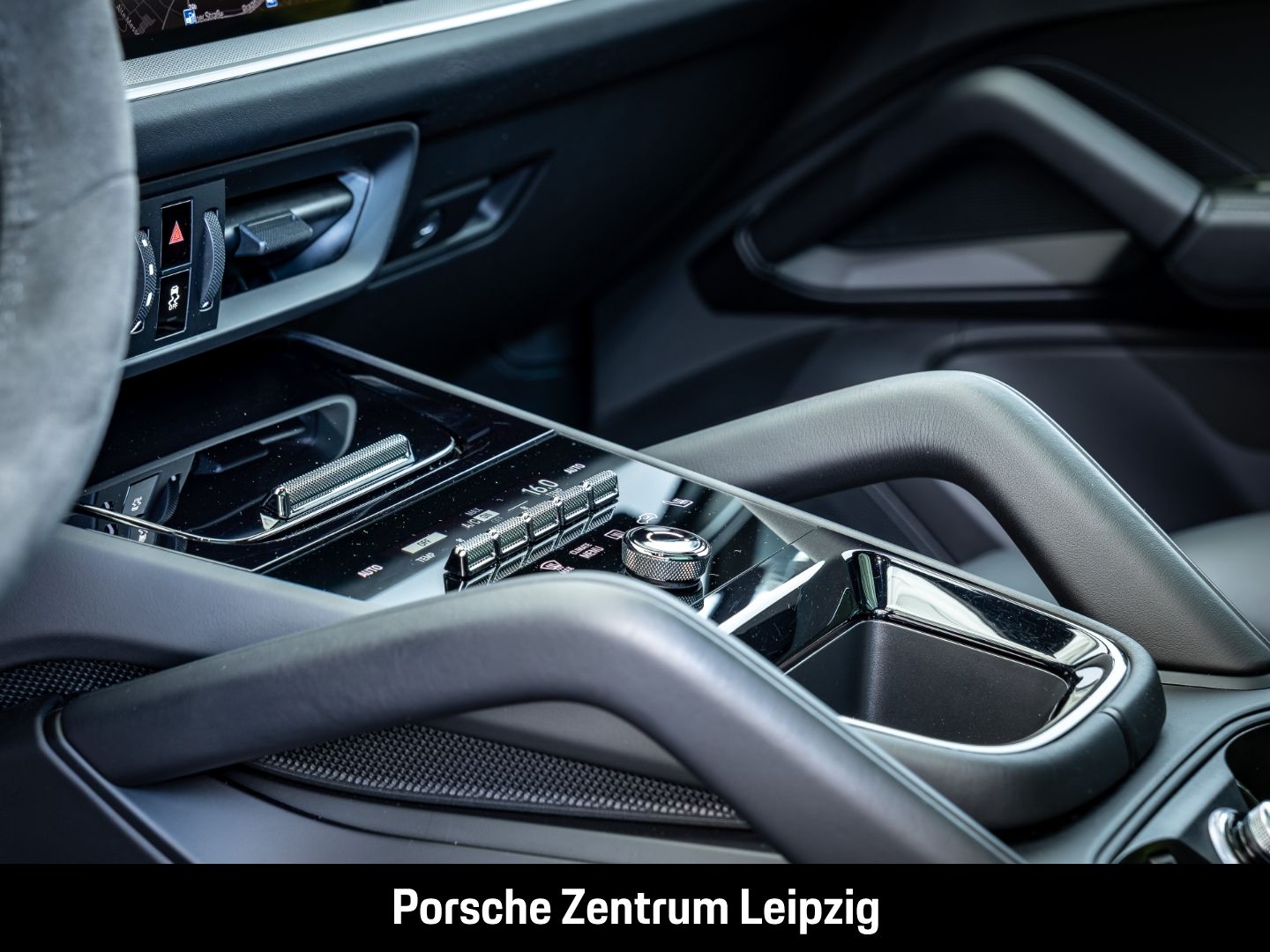 Porsche Cayenne S E-Hybrid HD-Matrix el.AHK HeadUp InnoD