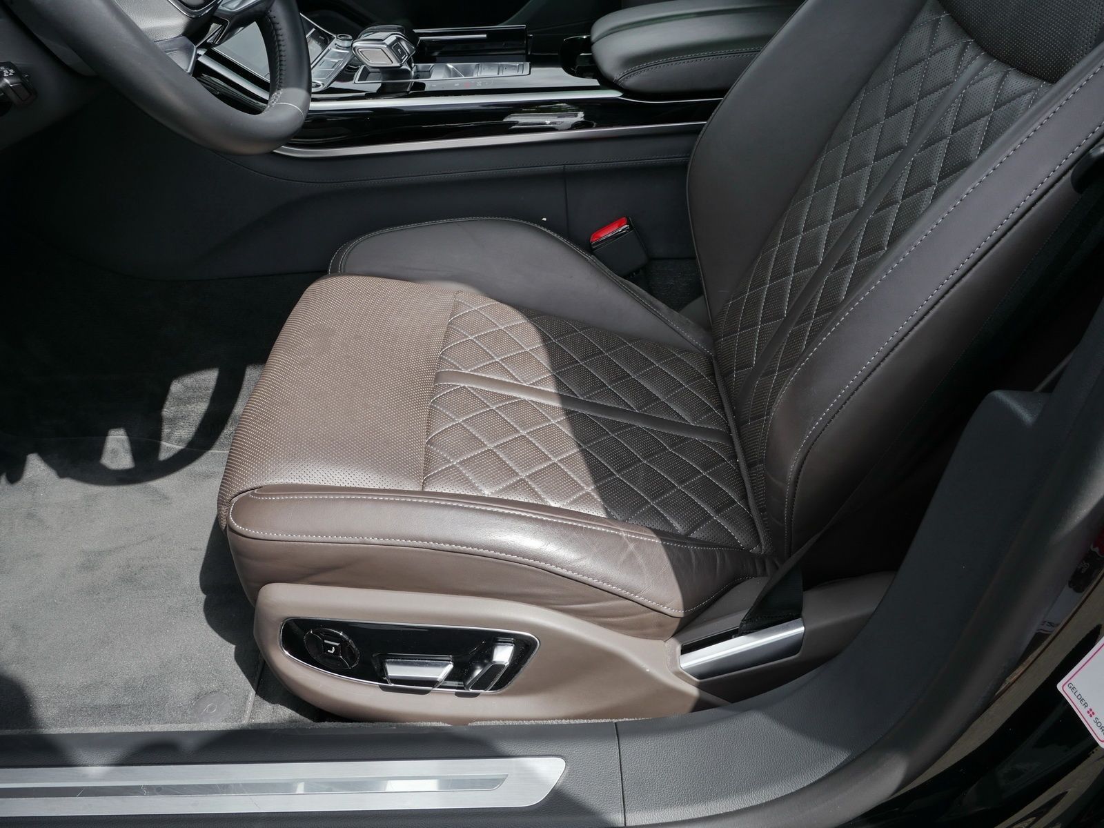 Audi A8 50 TDI B&O advance S Sitze S LINE - Samsaru's Car Outlet