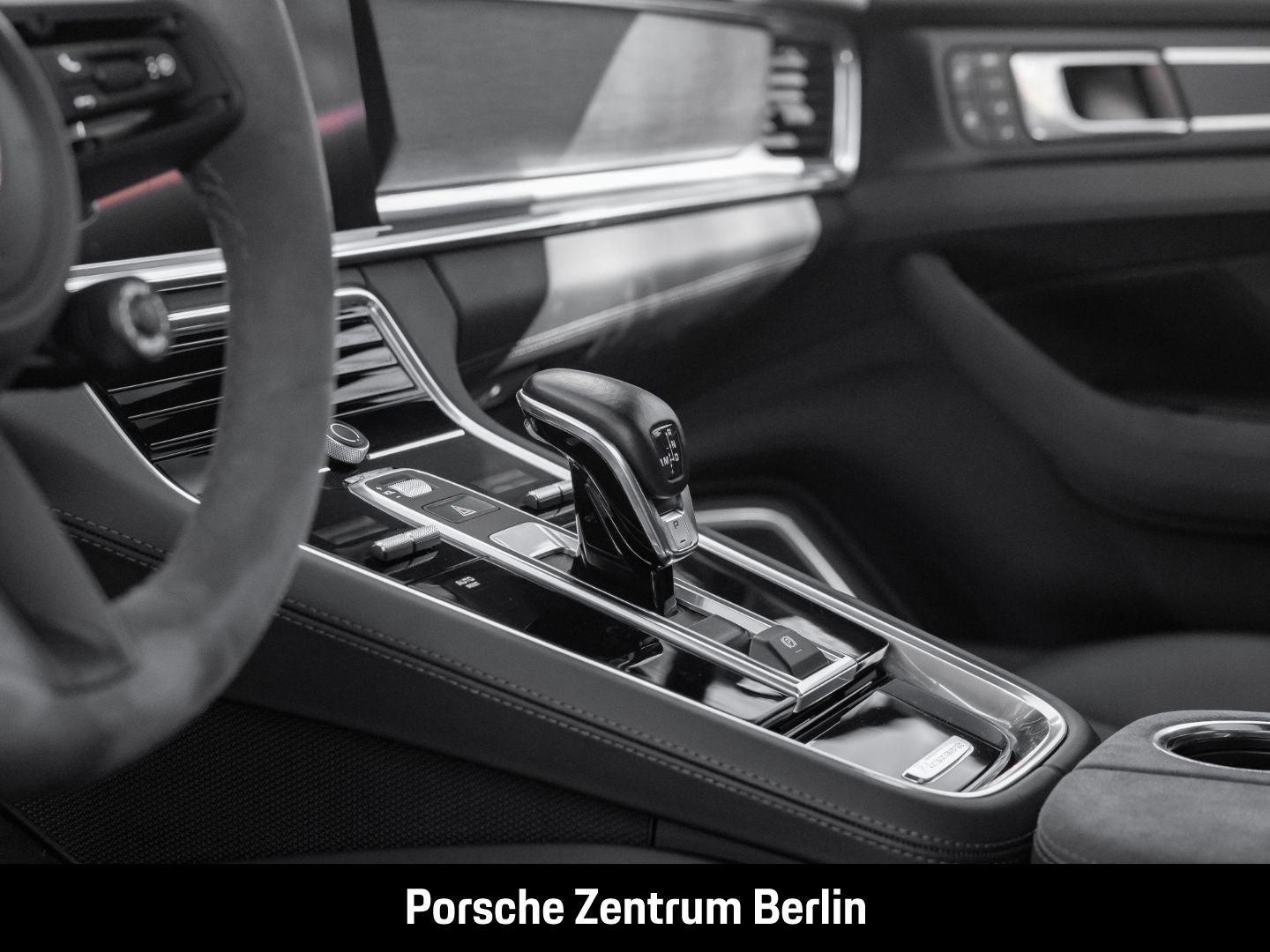 Porsche Panamera GTS BOSE Surround-View Panoramadach LED