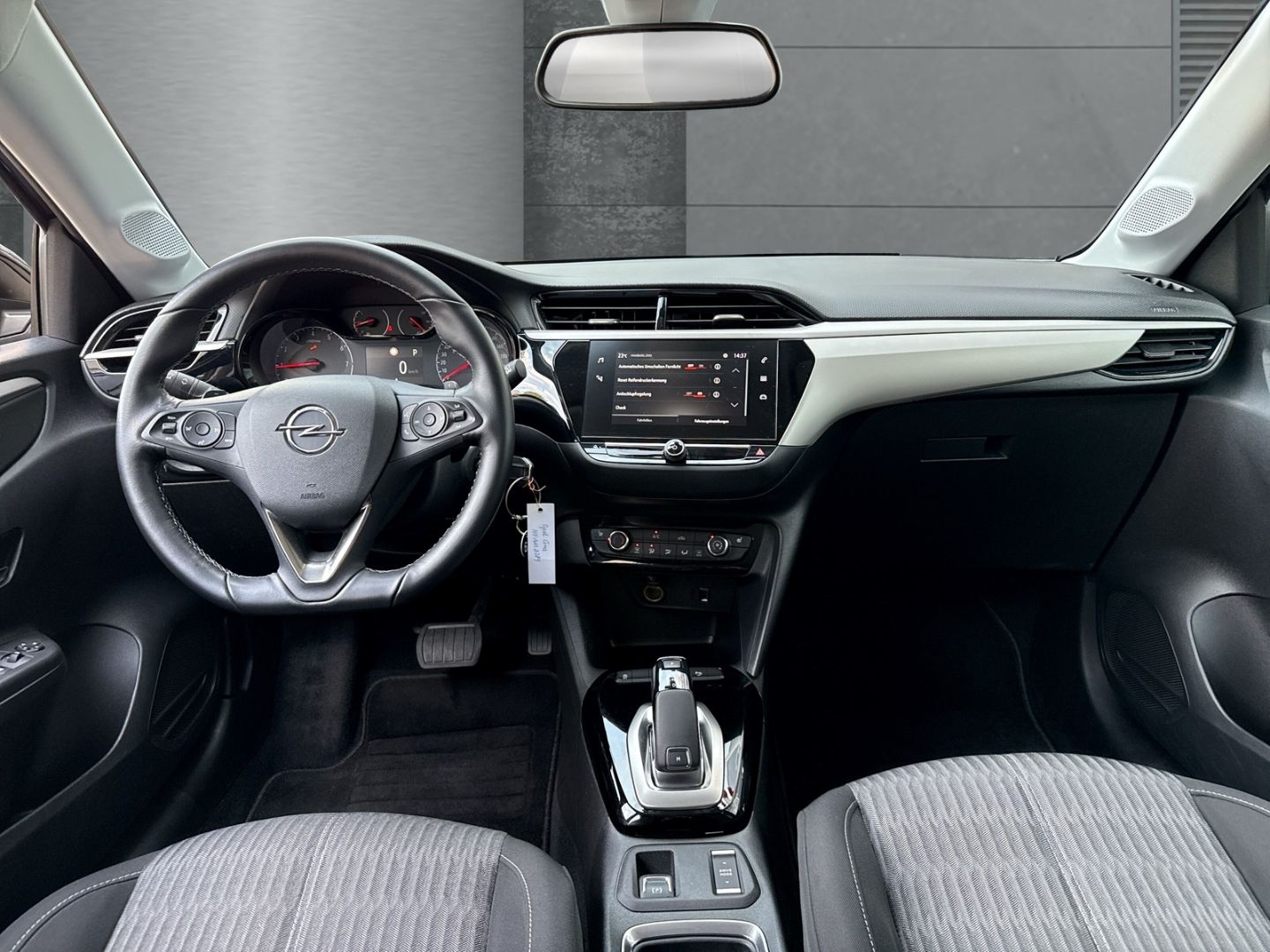 Opel Corsa Edition - Samsaru's Car Outlet