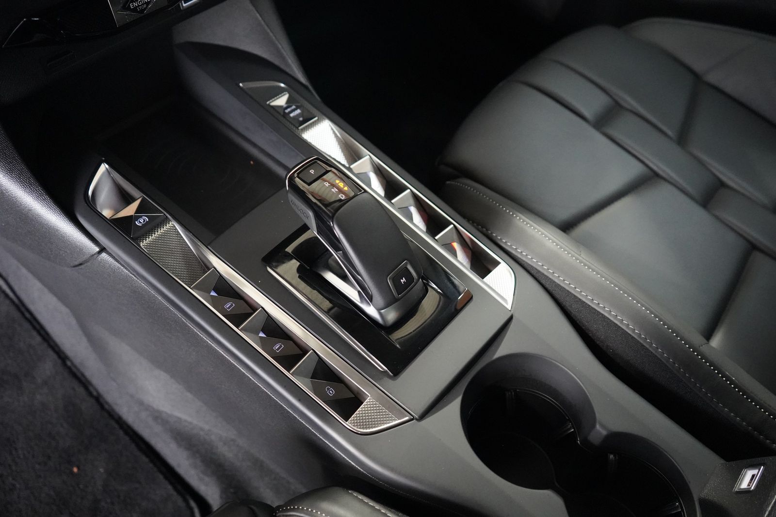 DS Automobiles DS 3  Crossback PureTech 130 Aut. LED ACC Navi 3