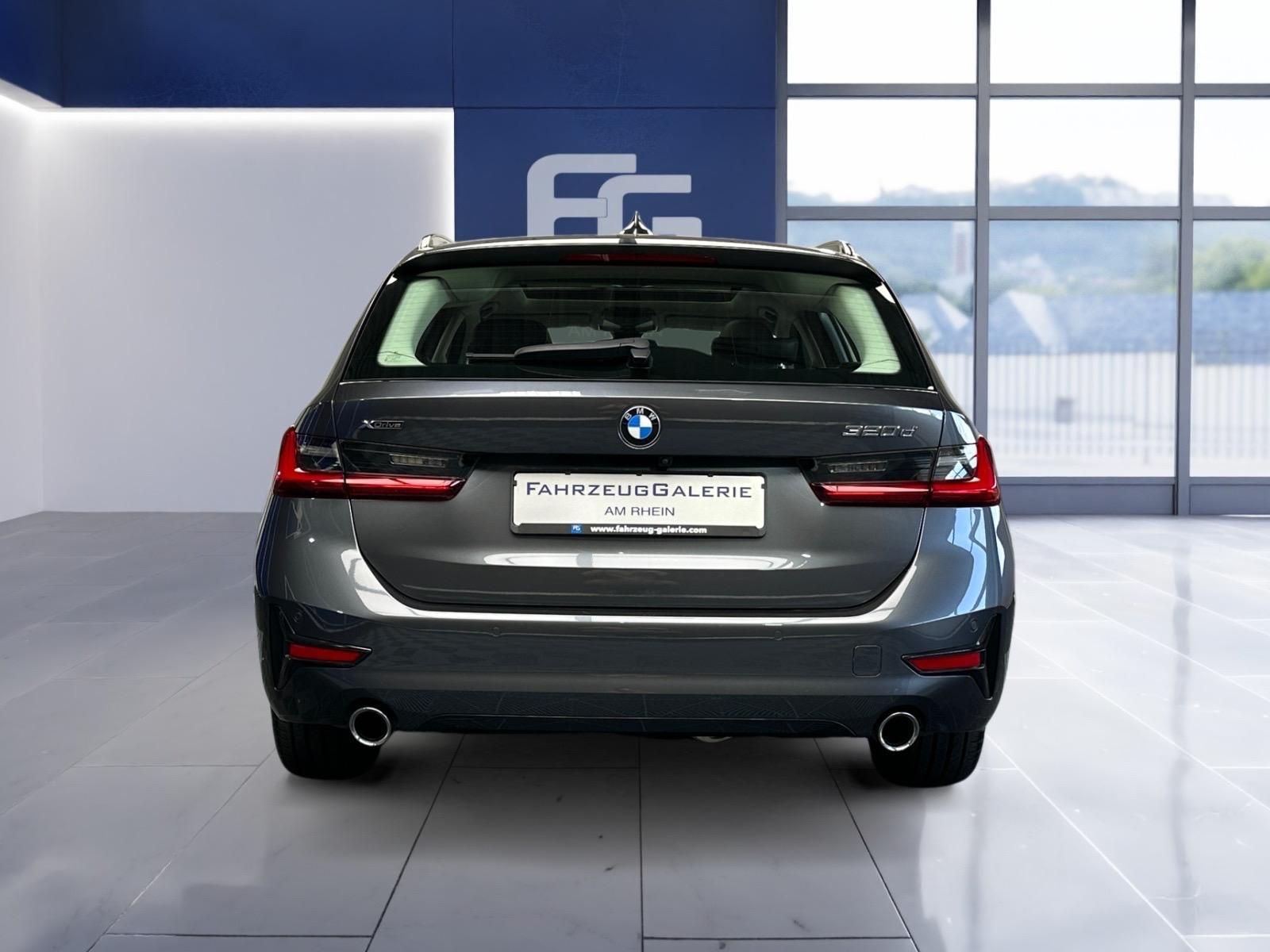 BMW 320d xDrive Touring Sport Line - Samsaru's Car Outlet