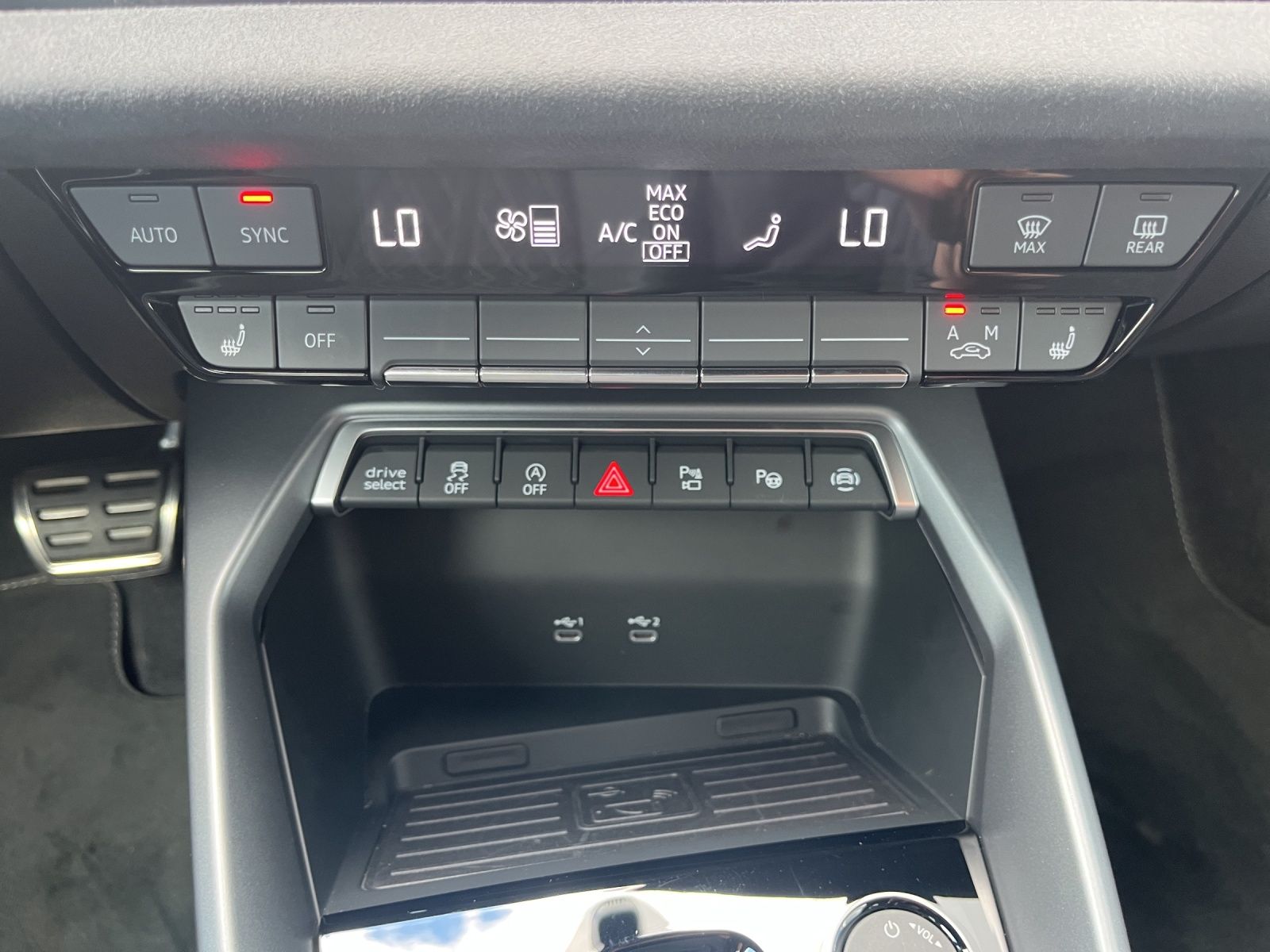 Audi A3 Limousine 35 TFSI S Line - Samsaru's Car Outlet