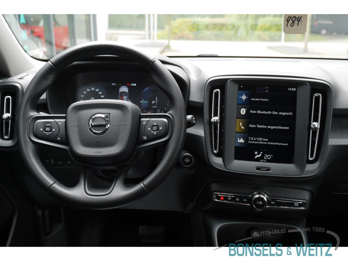 Volvo XC40 Essential Recharge Plug-In Hybrid 2WD Twin