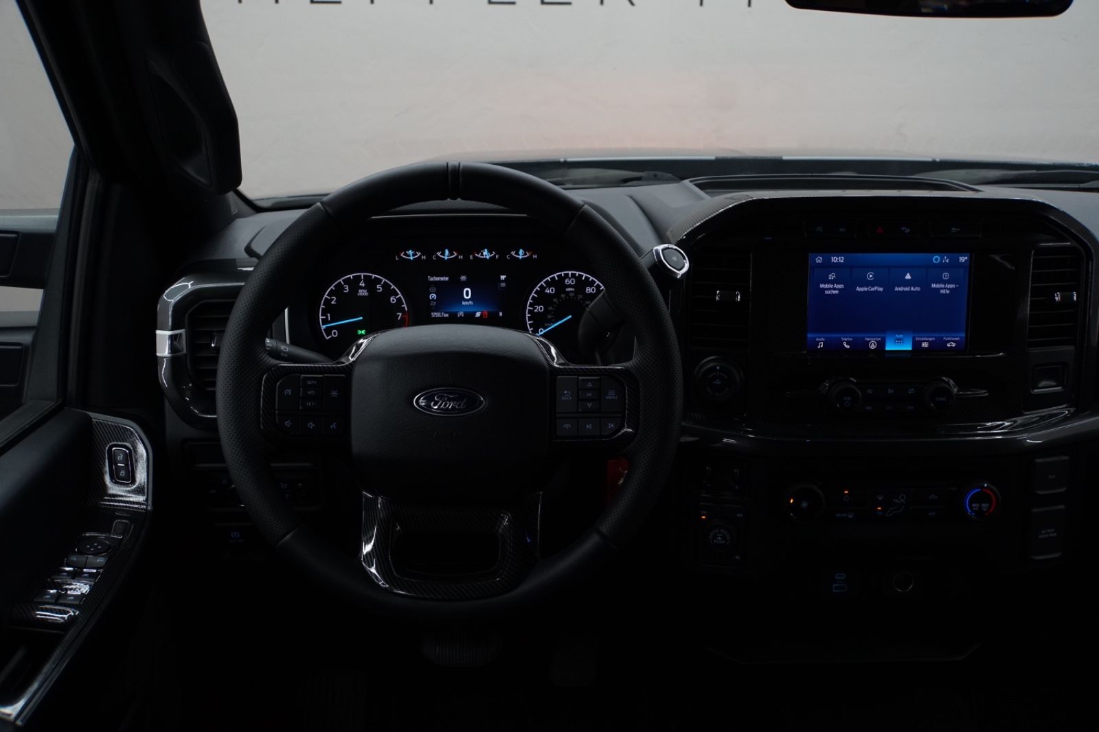 Ford F 150 RAPTOR - Samsaru's Car Outlet