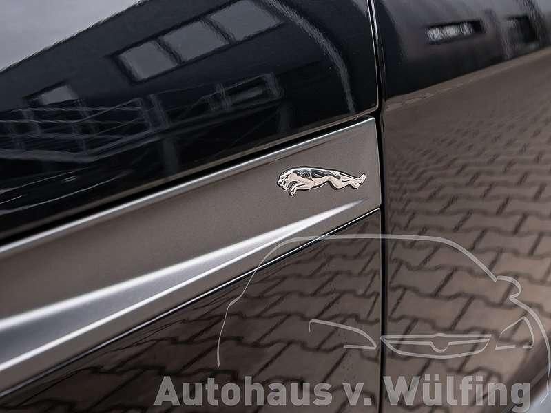 Jaguar F-Type CABRIO P450 +BLACK PACK+MATRIX-SCHEINWERF