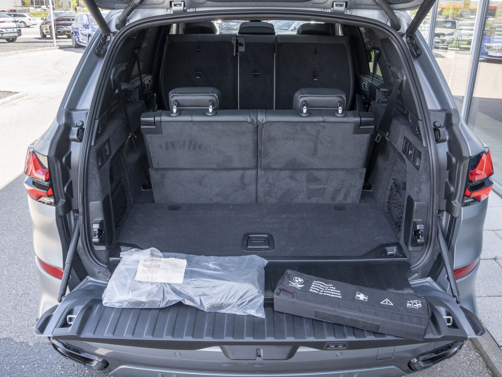 BMW X5 xDrive30d M-Sport Pro 7-Sitz 2-ACHS AKTIVLENK