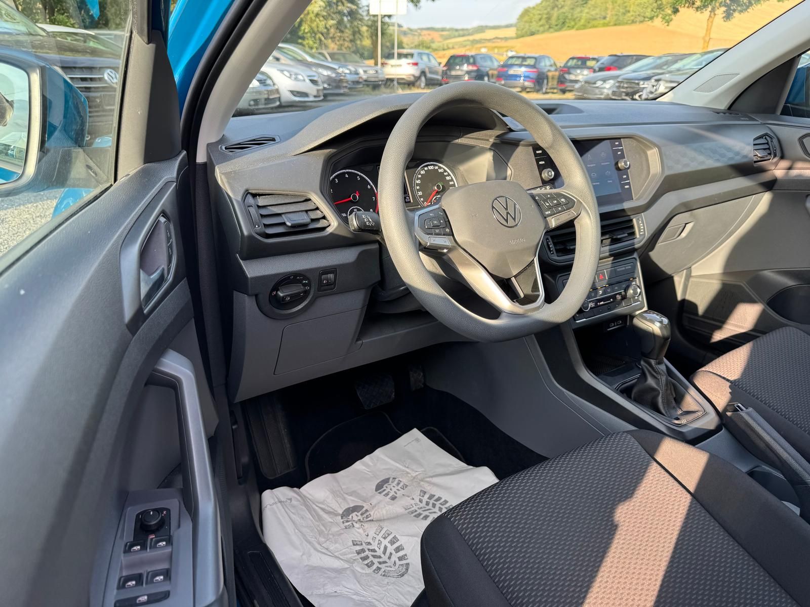 Volkswagen T-Cross 1.0 TSI DSG Trendline - Samsaru's Car Outlet