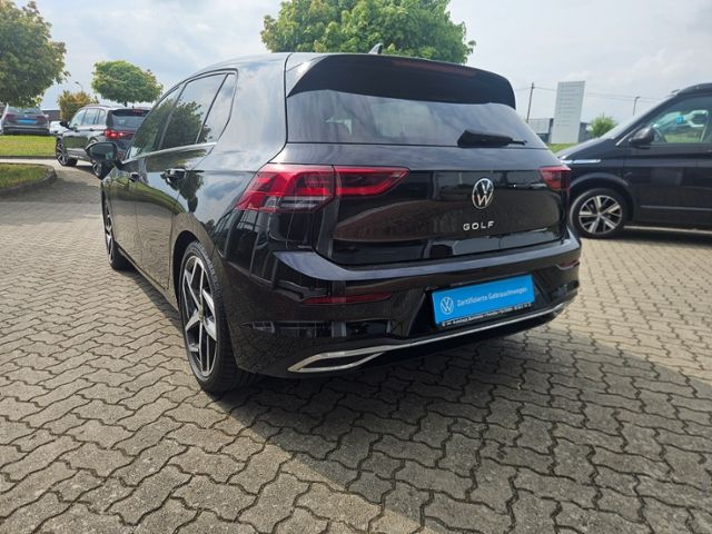 Volkswagen Golf VIII Style - Samsaru's Car Outlet
